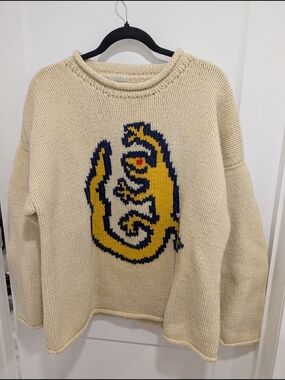 Cream Knit Sweater with Yellow & Navy Lizard Motif